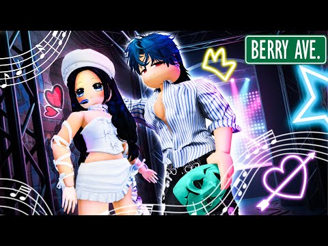The Popular Boy Loves My VOICE But Hates My FACE?! 🎤💔(Berry Avenue Story)