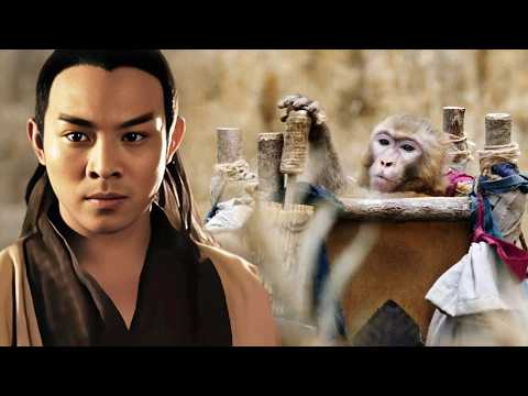 A boy saves a little monkey, gains a secret manual, and rises as a top martial master！