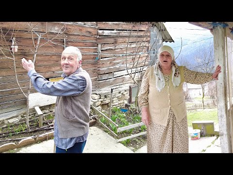 MLAD, LIJEP, ZGODAN! - Mati me tukla zbog njega al' DŽABA! Ja se zaljubila!