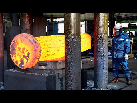 Manufacturing Process of Main Shaft for a Wind Turbine. Forging Plant in Korea.