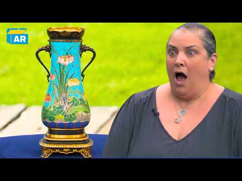 Tiffany' Masterpiece: The Most Expensive Glass Vase Uncovered on Antiques Roadshow