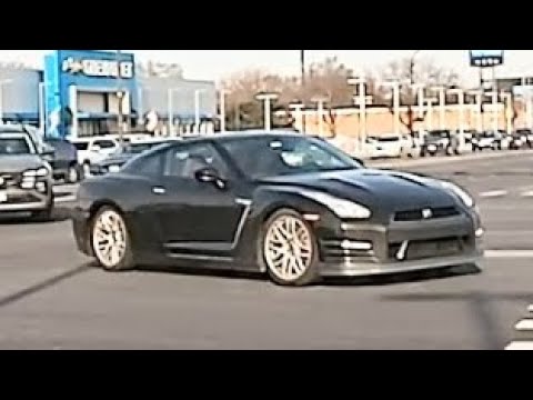 Spotted another Nissan GTR R35 in Oak Lawn, Illinois.