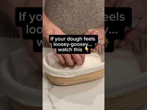 This is how (and when) I “stitch” my sourdough. 👇🏻