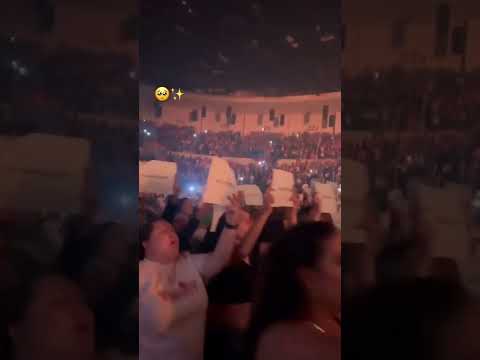 Justin Bieber Lonely (fan Cheering) JUSTICE concert emotional vibe #justinbieber #hits #short #live