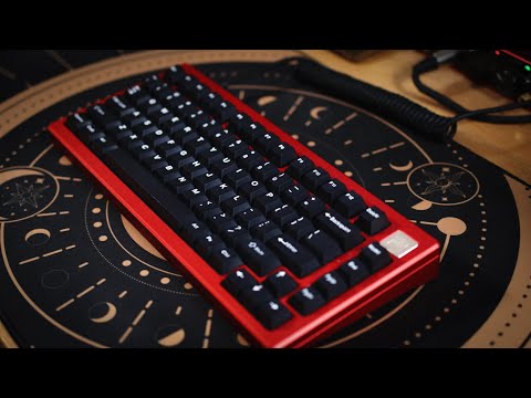 Akko MOD006 w/ Stock Green Jacket Linears on PC Plate