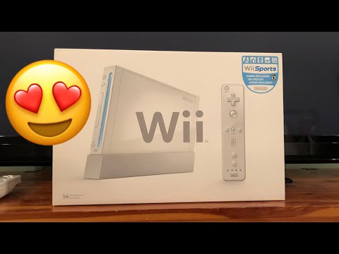 Unboxing, Setup, and Gameplay of My Original Nintendo Wii in 2021!