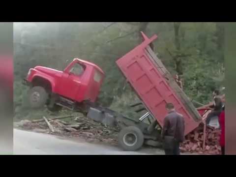 Грузовики терпят крушение, полная Ж