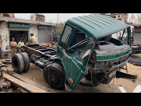 Amazing Process Of Making Complete UD Nissan Truck || Full Restoration Of Dangerous Accident Truck