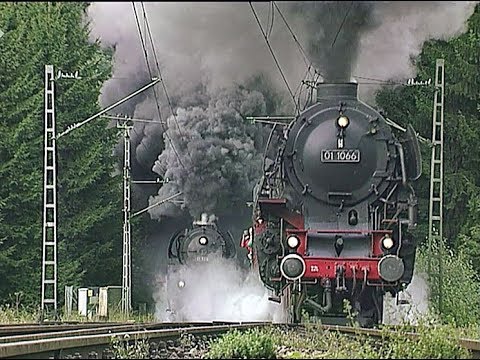 Dampfspektakel mit zwei Schnellzug-Loks zwischen Hunsrück und Bodensee