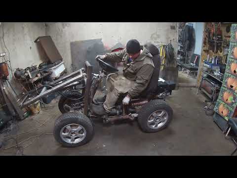 ПОМОГАТОР ИЗ ТРУБ первый запуск самодельный минитрактор своими руками