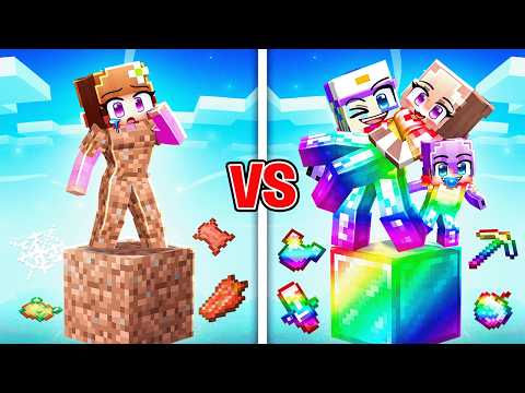 Having a NOOB DIRT vs RAINBOW PRO One Block Family in Minecraft…