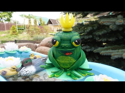 DIY GARDEN CRAFTS: WATER LILIES from spoons and a FROG from a plastic bottle