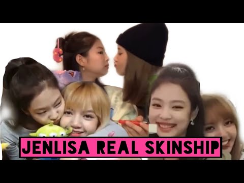 Jennie Being Touchy to Lisa on Vlive | Jenlisa Daily | Vlive Edition Eps.1