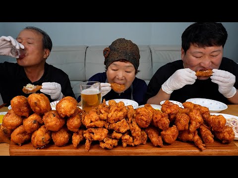 Homemade fried crispy chicken🍗 cooked in a cauldron - Mukbang eating show