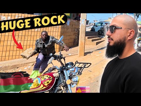 Assaulted In Malawi For Being A Tourist - I Tried To Confront Them In Blantyre, Malawi 🇲🇼 (crazy)