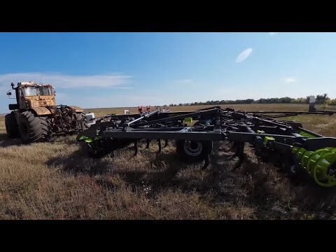 Kirovets tractor. Testing of the ChDA-5 VELES chisel-disc unit has begun.