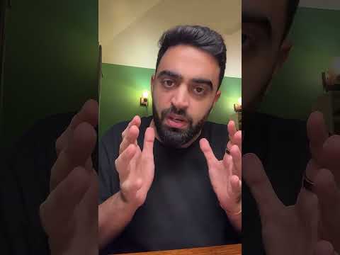 Hai aapke paas isse vichitr food combination? I’ll go first - Old Monk k saath Banana!