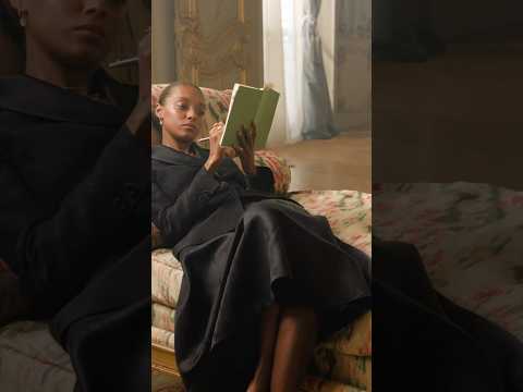 Sophie Wilde adorns Dior Rose des Vents #DiorJoaillerie