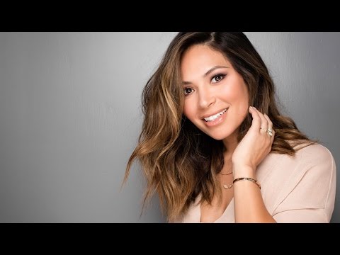 Gorgeous Plum Eye Makeup Fall Inspired on Marianna Hewitt by Monika Blunder