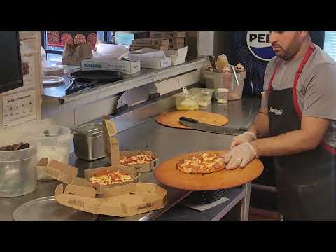 ROUND TABLE PIZZA  #usa #pizza #food #fastfood #pizzalover #italianfood #pizzafood #pizzatime #Lodi