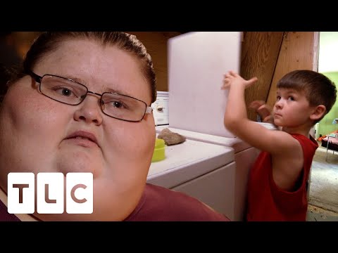 5-Year-Old Son Helps Cook And Clean The House For 725 lb Mum | My 600 lb Life