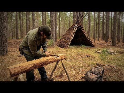 Bushcraft Shelter Build, Making Bushcraft Sawhorse, Sharpen Axe on Bushcraft Sawhorse