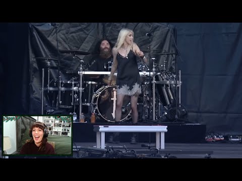 SHE MUST REALLY BE A WITCH **FIRST TIME REACTION** The Pretty Reckless - "Witches Burn" (LIVE)