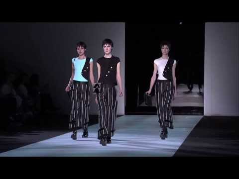 Emporio Armani - 2014 Fall/Winter Womenswear Fashion Show