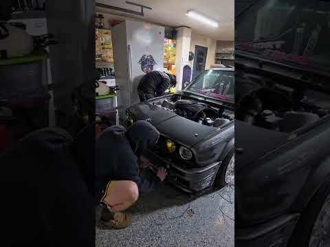 Lights are coming off! #bmw #e30 #cartok #bmwmmotorsport