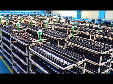The process of producing outdoor high-intensity flashlights in Chinese factories