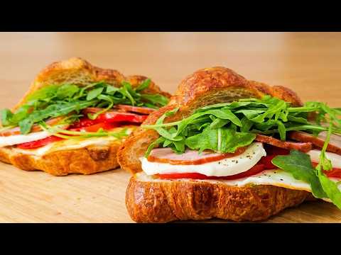 Egg Croissant Sandwich - Perfect and Fast 5-minute Breakfast