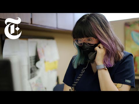 48 Hours in A Kansas Abortion Clinic | NYT News