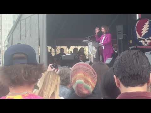 Nancy Pelosi Shares Memories of Bob Weir #sanfransico #grateful dead