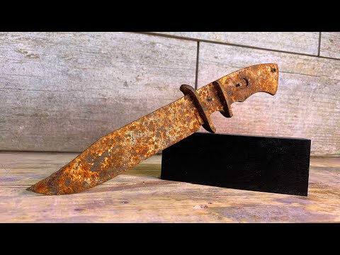 Restoration of a Very Rusty Bowie Knife with a Very Black Handle!
