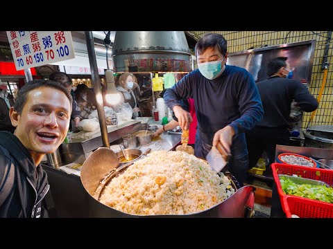 King of FRIED RICE - He Cooks 45 Plates at a Time!! | Taiwanese Street Food!!
