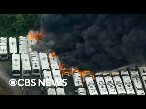 Video shows huge cloud of smoke after SEPTA buses catch fire in Philadelphia