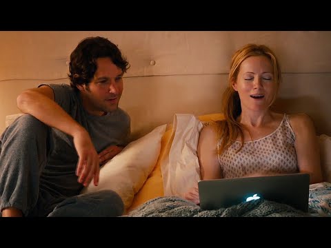 Hilarious Bloopers Where Actors Broke Each Other on Set