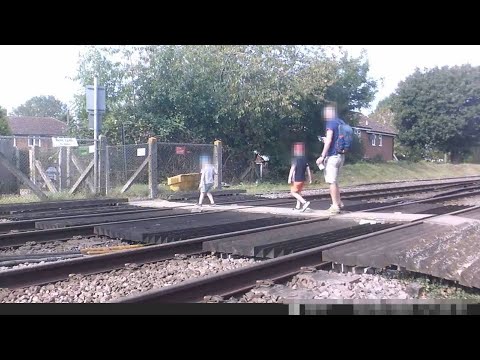 Distraction Kills - shocking CCTV