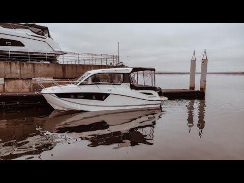 Катер Quicksilver 755 Weekend : разбор по косточкам, обзор компоновки, тест-драйв на открытой воде