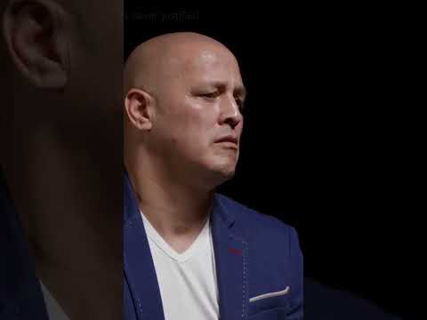 Is committing a crime ever justified? Police vs Criminals #MiddleGround