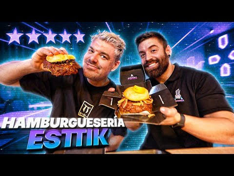 ESTTIK ME INVITA a COMER TODO el MENÚ de su NUEVO RESTAURANTE !🍔 Y ME PARECE UNA AUTÉNTICA M…