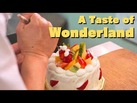 Finding a SECRET Alice in Wonderland Cake Shop in Japan