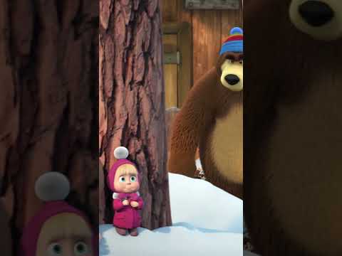 Anche gli adulti adorano lo slittino! π·βοΈ #mashaandthebear #mashaeorso #Shorts #cartonianimati