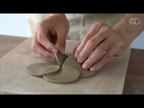 핸드빌딩으로 작은 도자기 그릇 만들기 : Handbuilding a Small Ceramic Bowl [ONDO STUDIO]