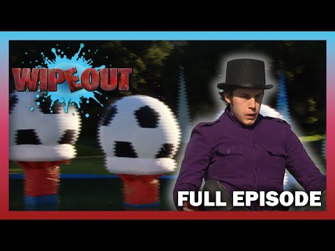 "Who Put Soccer Balls Here?!" |  Full Episode | Wipeout USA | S3 E16
