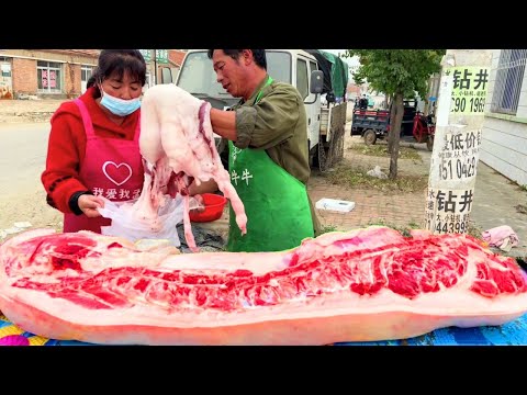 Old Meng sold half a fan of pork as soon as he got out of the stall. A car of pigs was not enough t