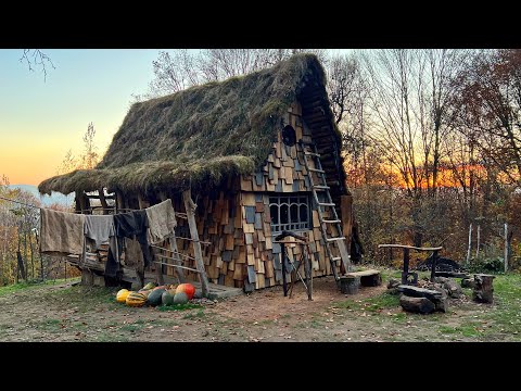 Amazing Life in a Mountain House. Bushcraft and Survival
