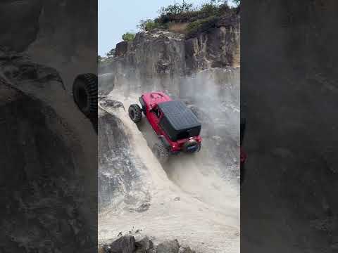 These offroad scenarios present extremely dangerous challenges #offroad #car #4x4