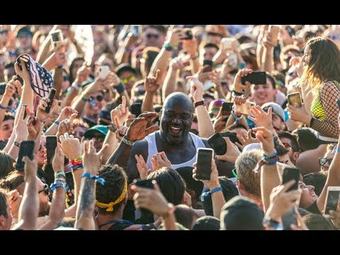 MOSH PIT WITH SHAQ!