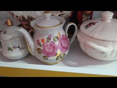 Israel, Vintage Shop Review: Porcelain, Crystal, Dolls, Paintings